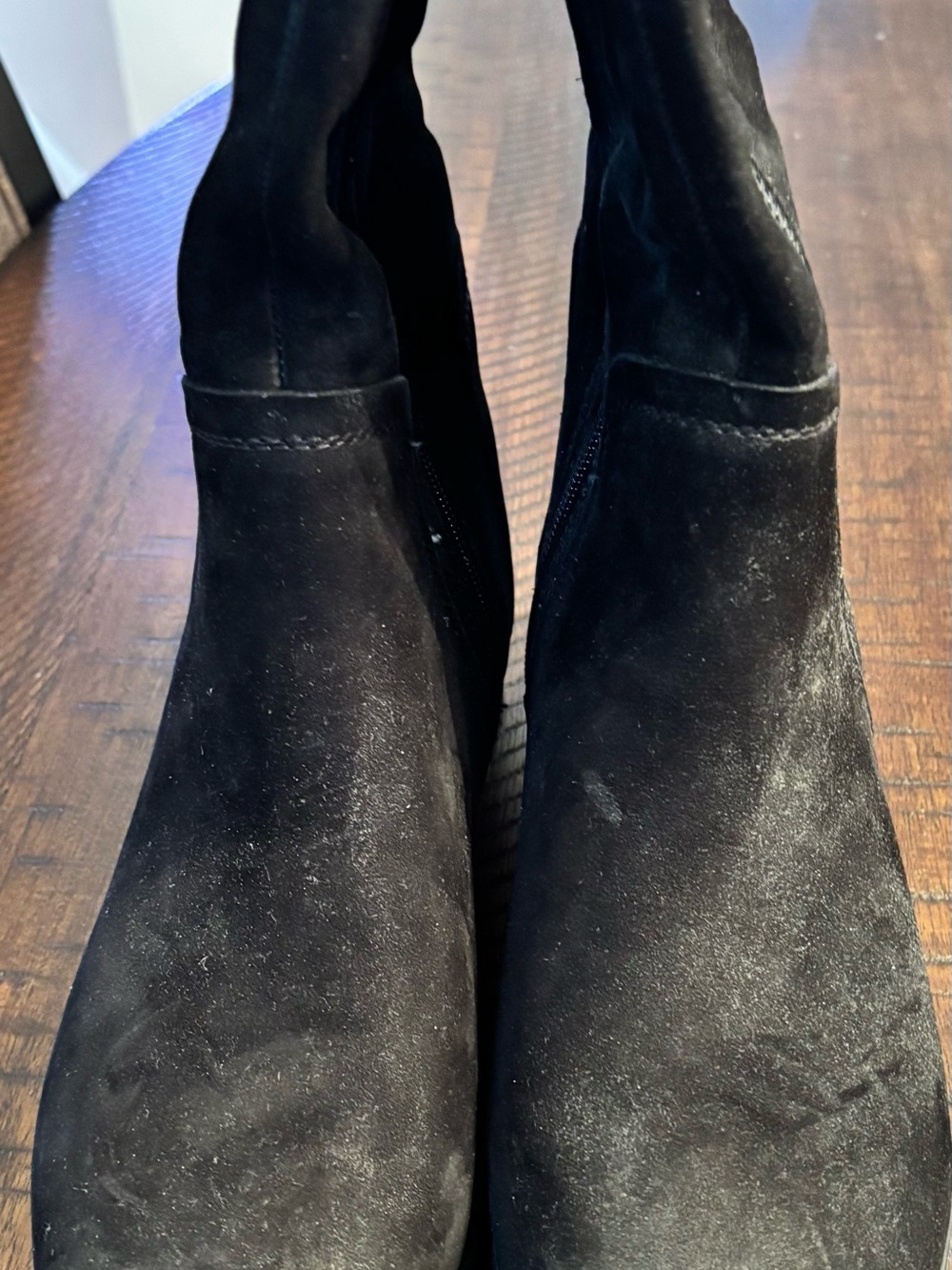 Gently Used Naturalizer Black Suede Mid-Heel Ankle Boots
